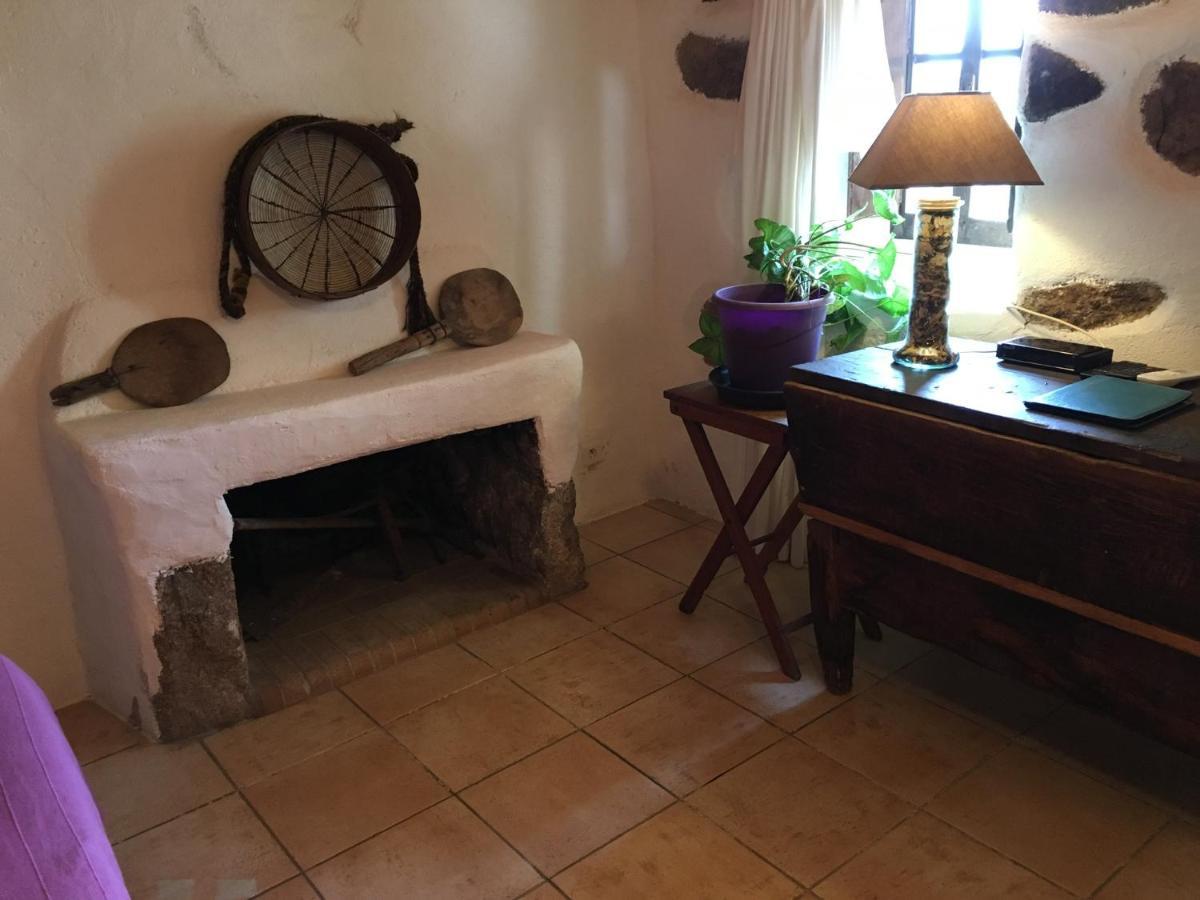 Caseddu Di Chjarastella Figari  Luaran gambar